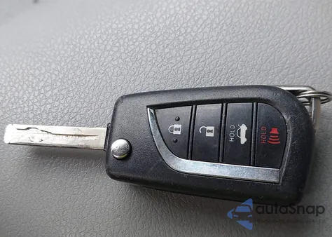 2018 Toyota Camry Se z USA, uszkodzony, nr VIN 4T1B11HK6JU523174